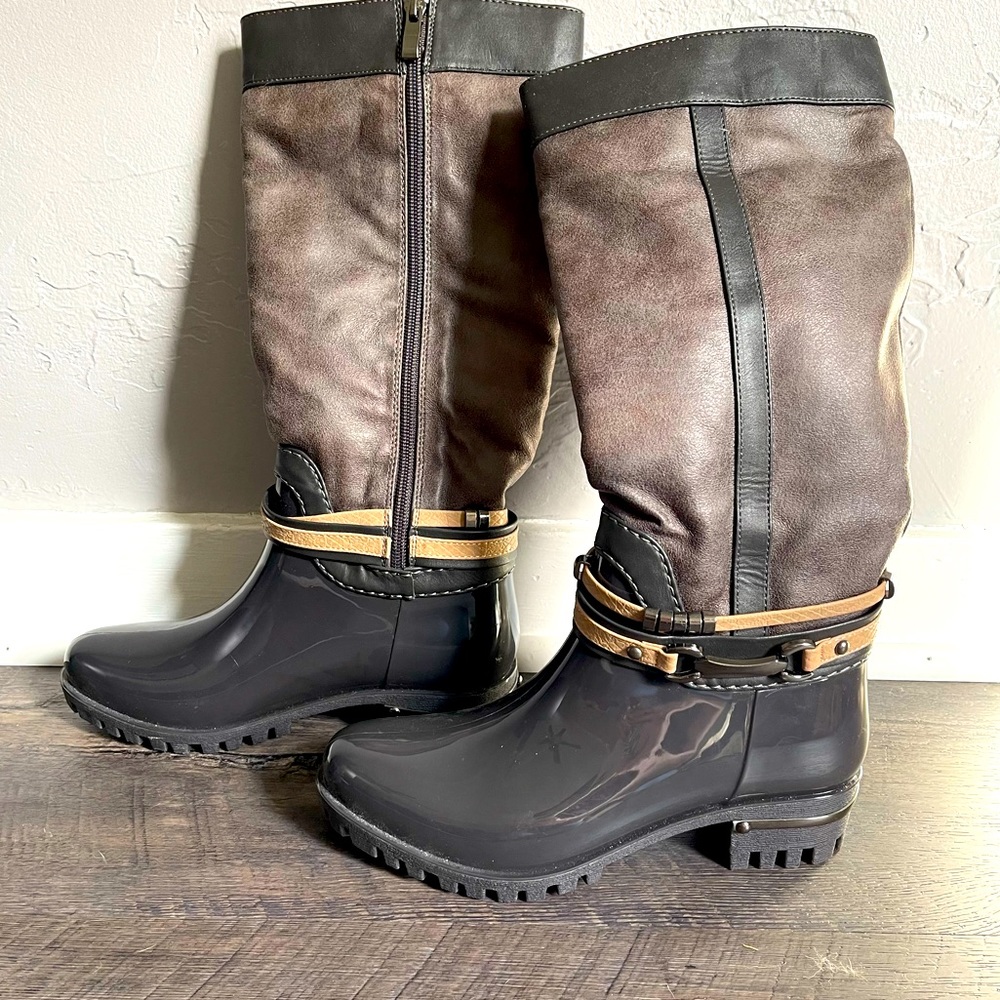 Winter Boots NWOT